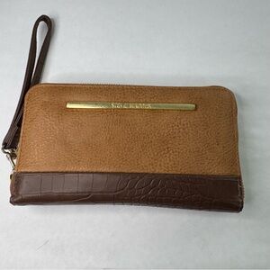 Steve Madden Tan and Brown Textured Wristlet